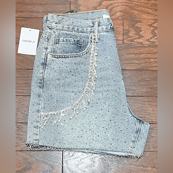 Forever 21 Women’s Rhinestone Chain-Trim Denim Shorts - Picture 5 of 8